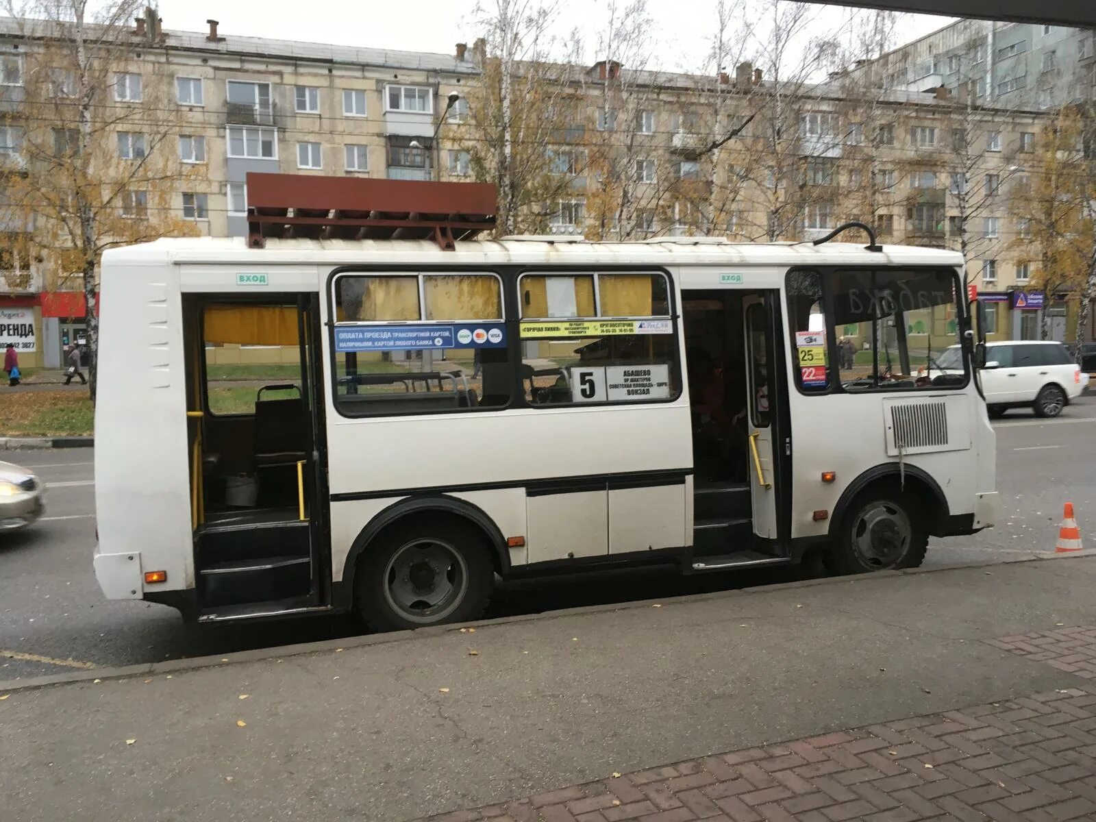 Маршрутки Новокузнецк. 62 Маршрут Новокузнецк. Пассажиры в микроавтобусе. 545 Маршрут Новокузнецк.