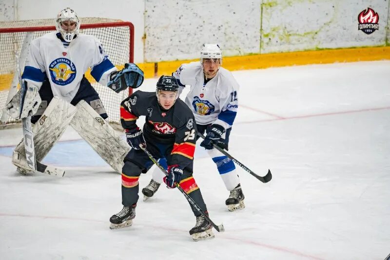 мхл олимпия. хоккейная команда кирово-чепецка олимпия. олимпия 2009 кирово чепецк. олимпия кирово-чепецк логотип. дамир зимагулов.