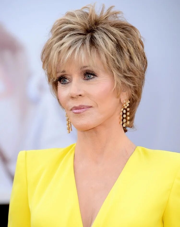 Каскад для женщин после 60. Джейн фонда 2022. Джейн фонда стрижка. Jane Fonda стрижка. Джейн фонда 50+.