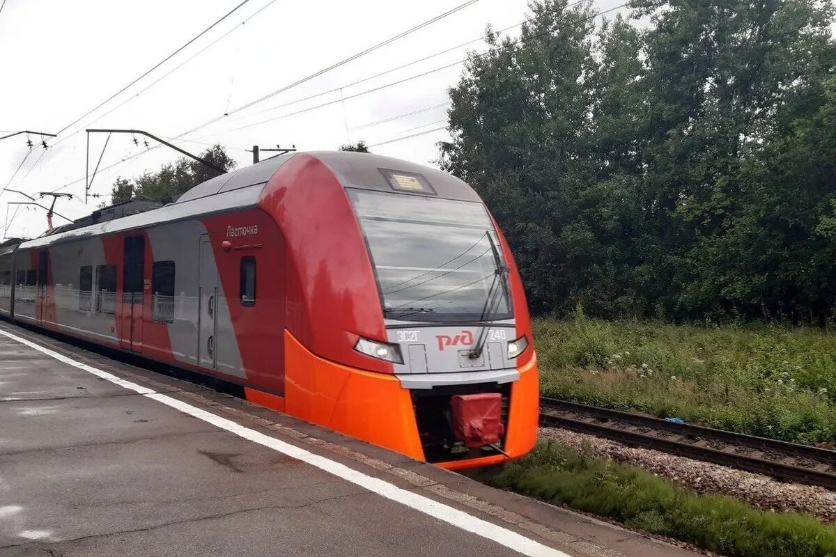 Дорог ласточка. СЗППК Ласточка Выборг из Петербурга. Ласточка поезд. Новые поезда. Скоростной электропоезд Ласточка.