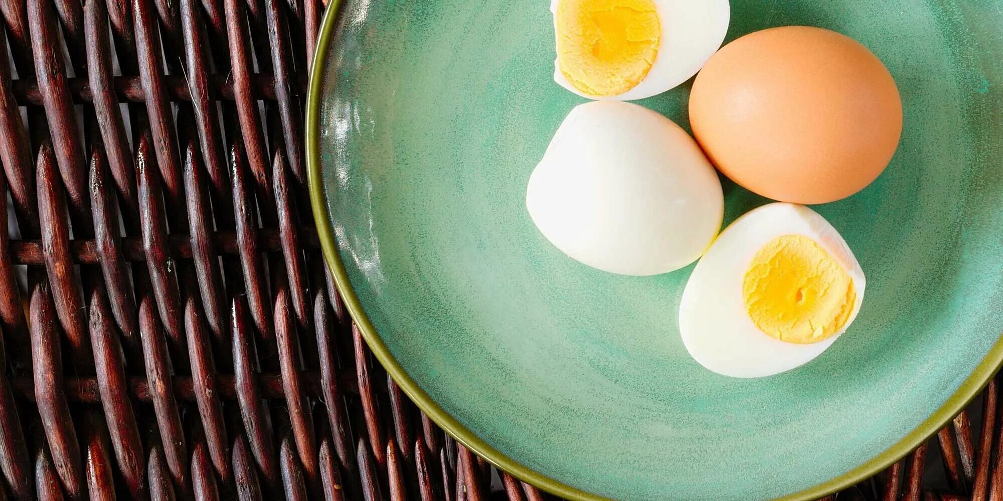 Яйцо куриное. Eggs eggs состав. Яйцо куриное. Яйца и яичные продукты. Четыре яйца.