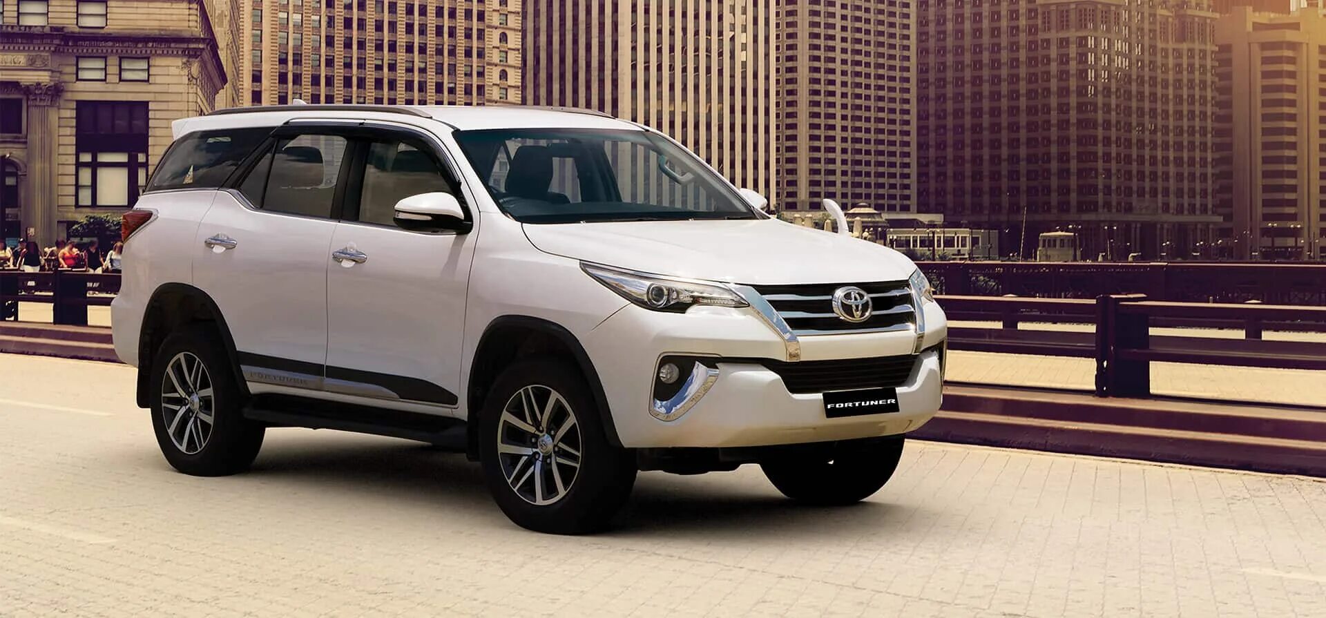 Купить новый фортунер. Тойота фортунер 2017. Toyota Fortuner 2019. Toyota Fortuner 2023. Тойота фортунер 2018.