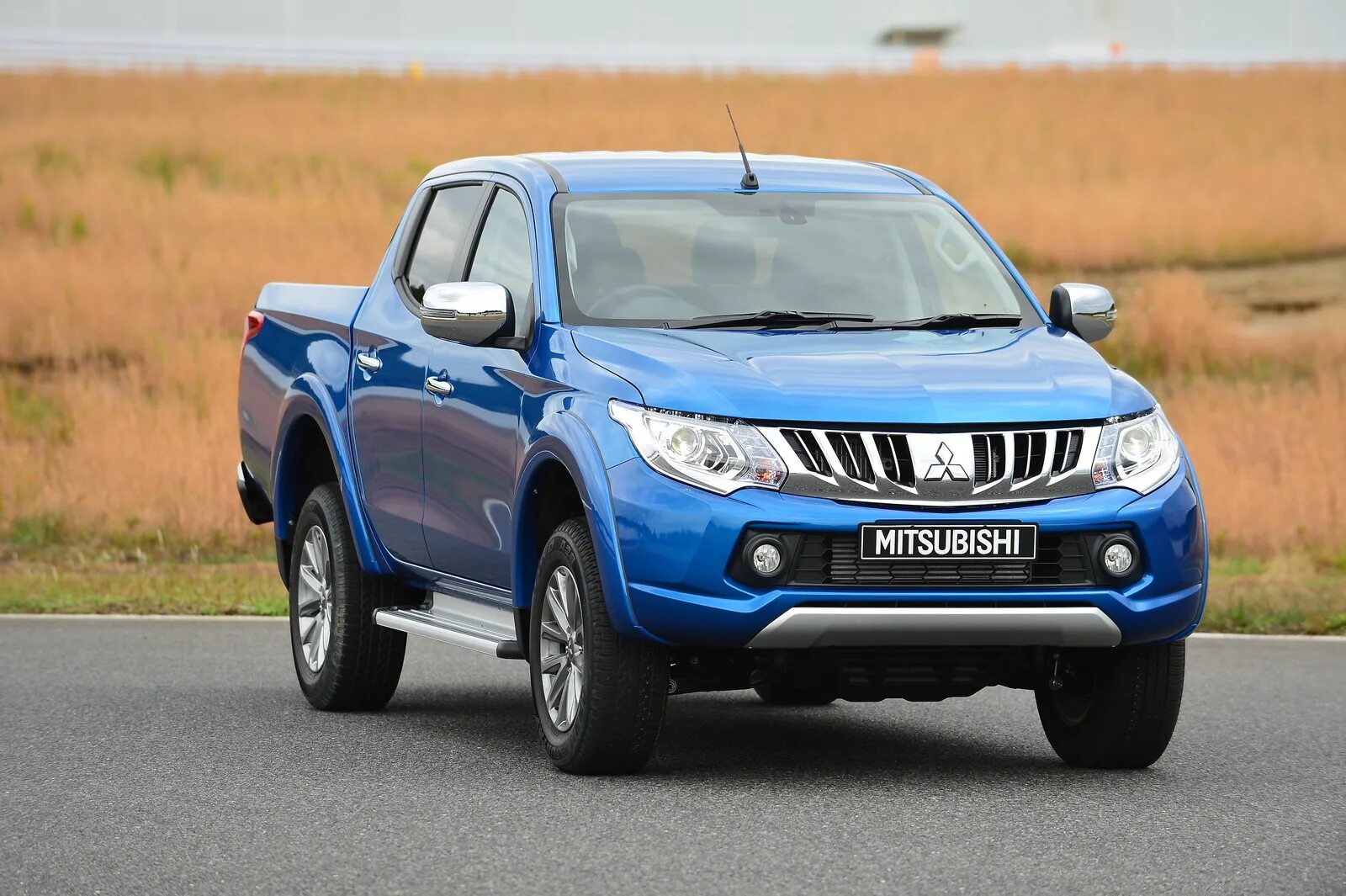 Новый mitsubishi l200. Митсубиси л200. Митсубиси л200 новый. Mitsubishi l200. Mitsubishi l200 New.