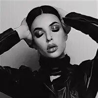 Джейн мари крок. Старая дева. Джейн линч. Wrong kate linch. Kelly lynch.