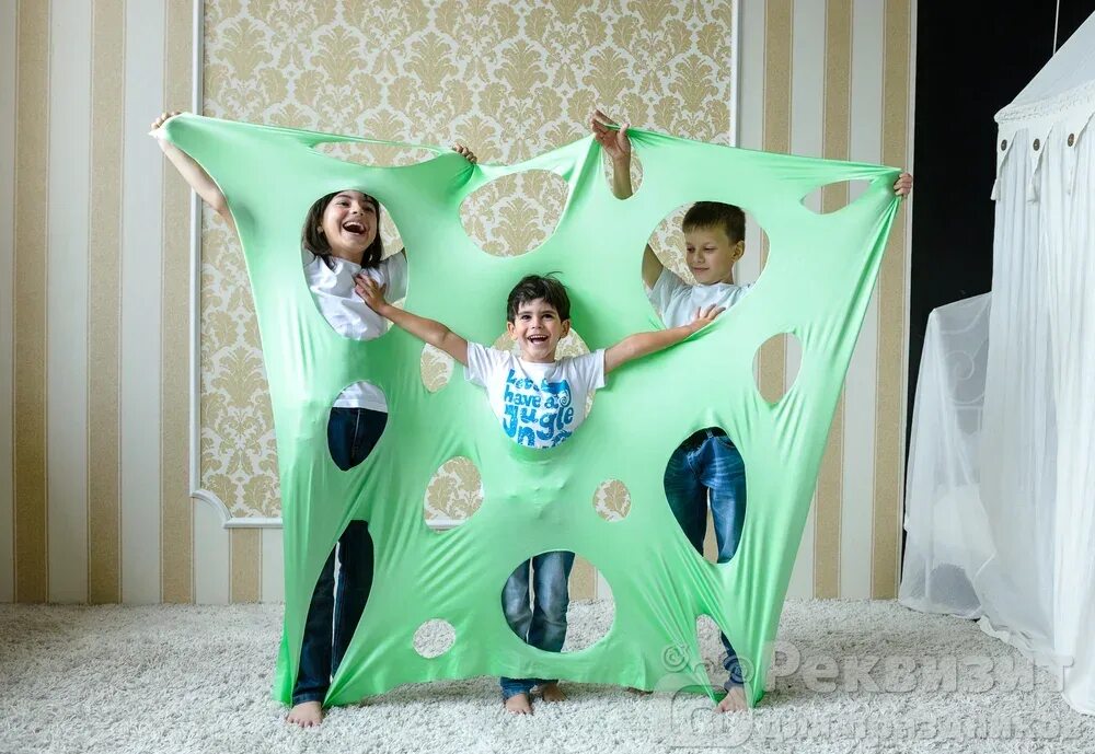 Реквизит для игр с детьми. Чудо парашют игровое пособие. Ткань роблокс. Разноцветный парашют для детского сада. Кусочки (лоскуты) ткани.