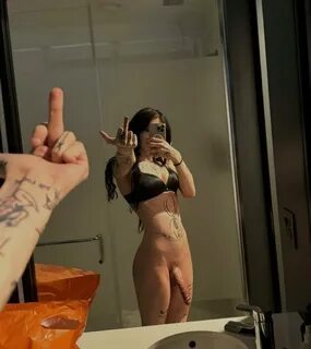 Bab3sTgirl's tweet photo. 😏 😏 😏 😏 t.coiYBEsSNTZz 