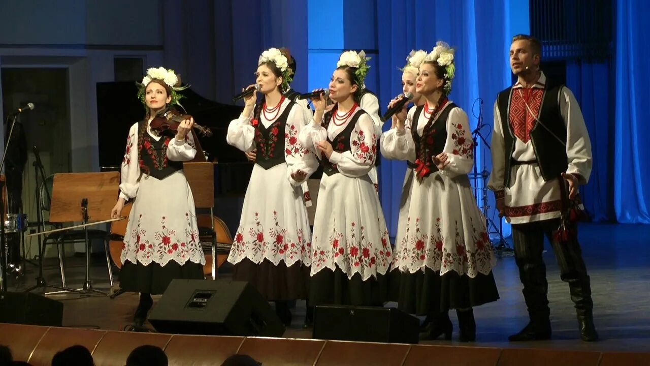 Детские танцевальные коллективы белоруссии. Ансамбль сябрынка минск упс. Детский белорусский танцевальный костюм. Сябрынка минск ансамбль состав. Сябрынка минск ансамбль состав.