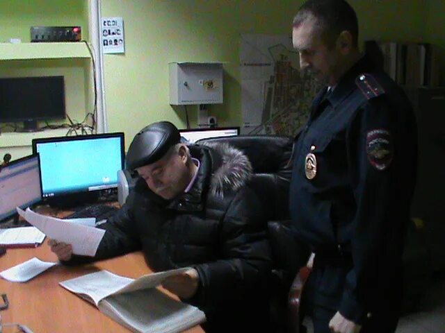 Полиция схема. Учасковый пунк полиции. Сотрудник полиции в участке. Отдел полиции москва. Руднянский отдел полиции.