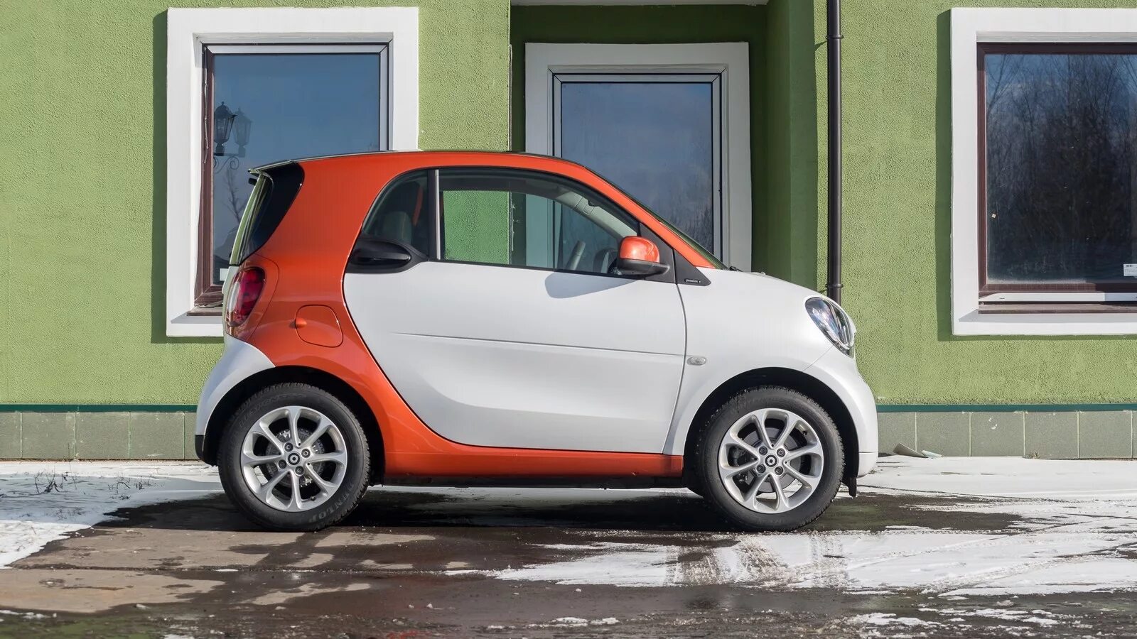 Smart c b. Smart fortwo 2025. мерседес смарт 2000г. смарт машина 1994. расход smart fortwo 2005.