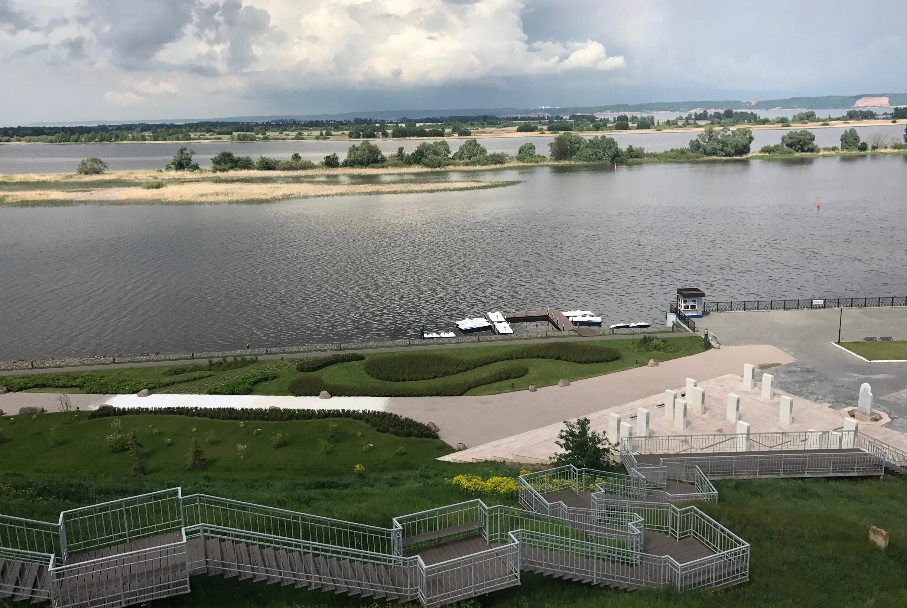 Болгар татарстан с речного порта. Болгар пристань речной причал казань. Пристань болгар. Болгар татарстан с речного порта. Набережная болгар татарстан.