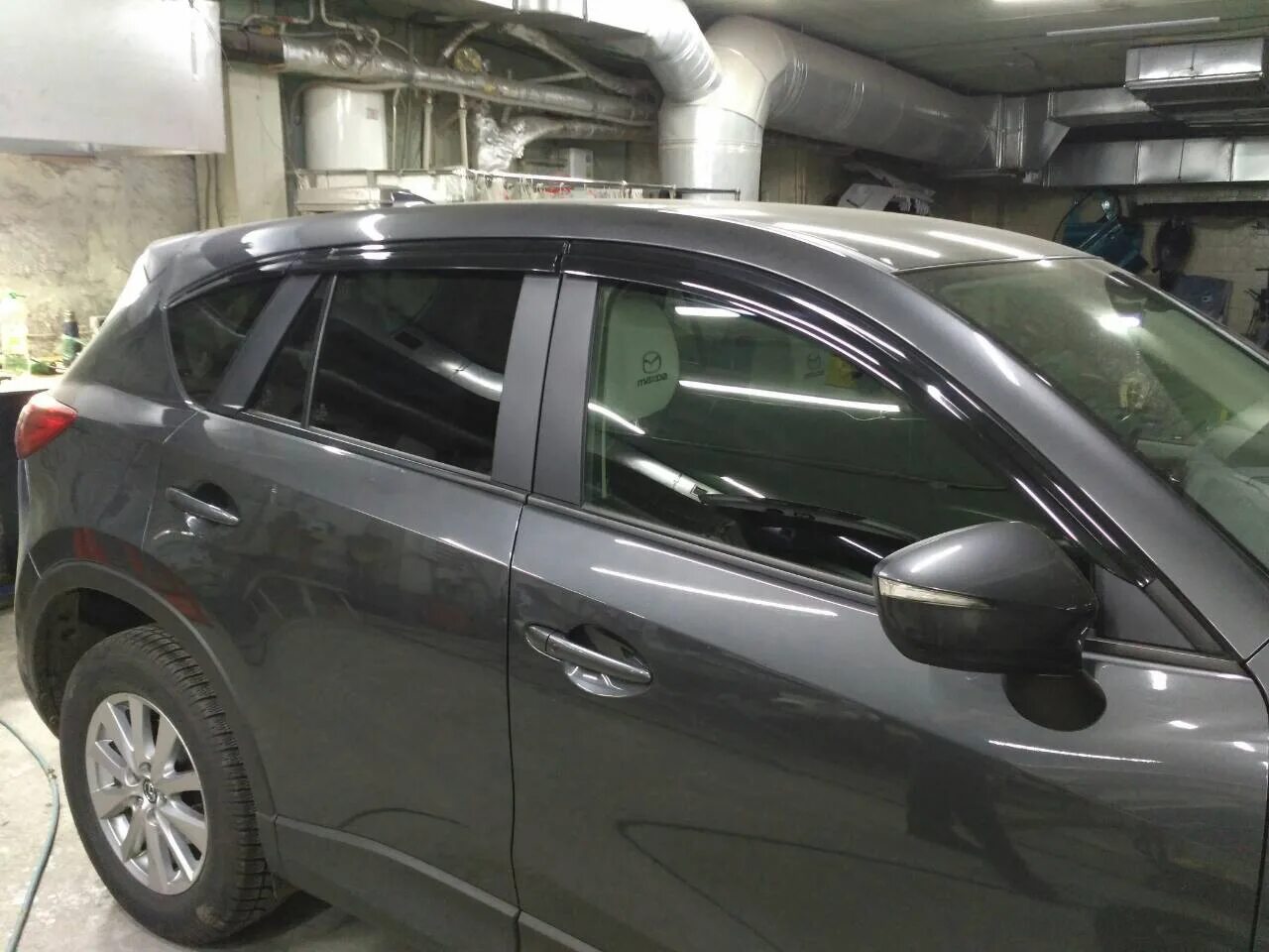 Дефлектор мазда сх5. Mazda cx-5 2013 дефлекторы окон. дефлекторы мазда сх5. ветровики мазда сх 5. дефлекторы ветровики с хромом mazda cx5(2011-2017).
