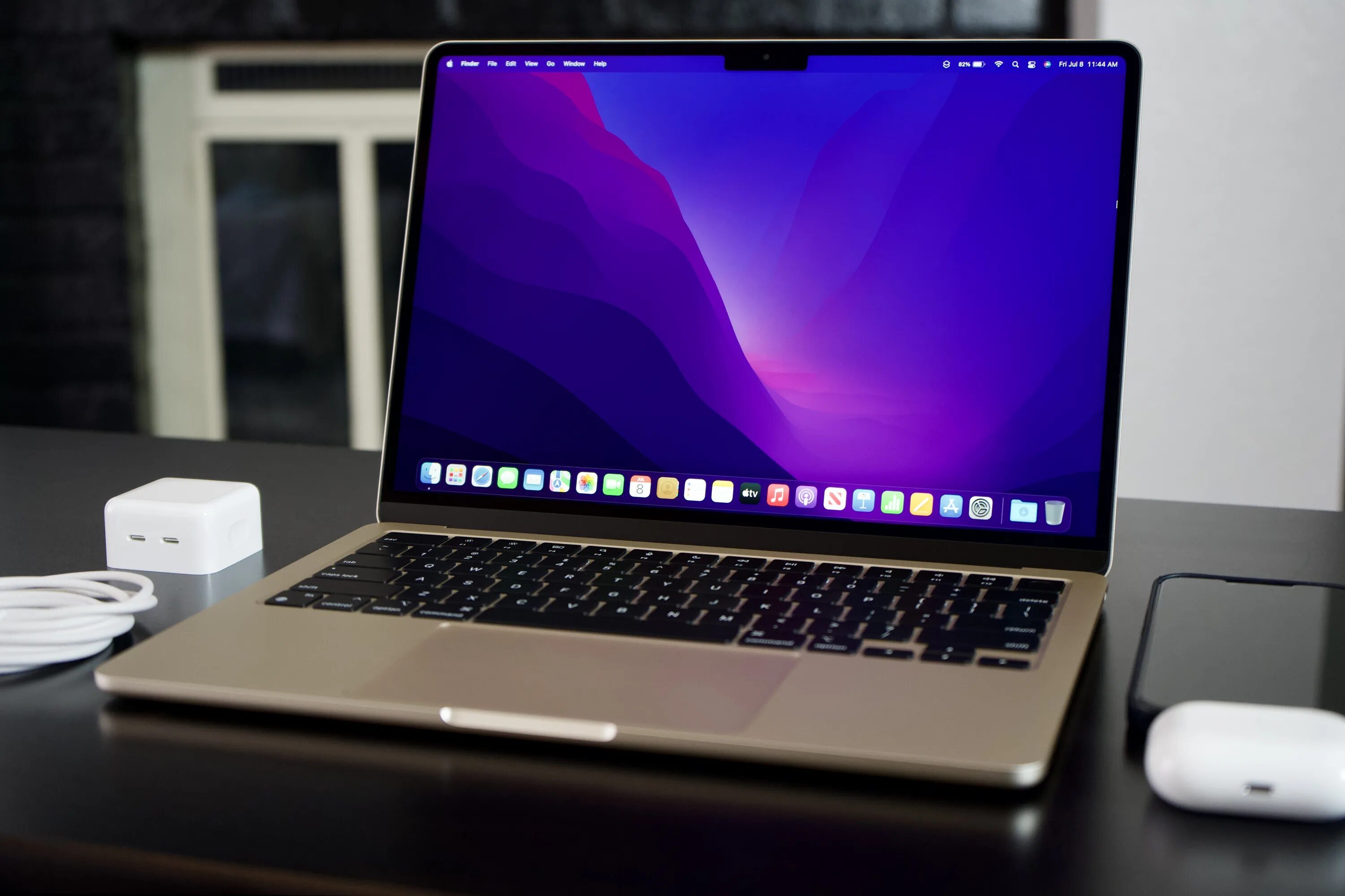 Macbook air 2022 обзор. MACBOOK Air m2 2022. Apple MACBOOK Air 2022. Новый MACBOOK Air 2022 m2. MACBOOK Air 2021.