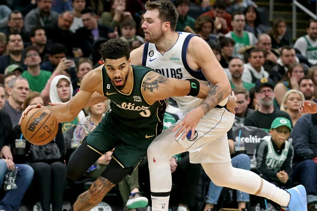 Даллас 7. Celtics nba. Даллас маверикс - лос-анджелес клипперс матч. Boston celtics - new york knicks. Boston celtics kevin irving форма.