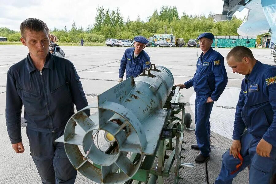 Воздушная тревога калининград. Аэродром Черняховск Калининградской области. Военный аэродром Черняховск Калининградской области. Черняховск аэродром в/ч 30866. ВВС РФ В Калининграде.