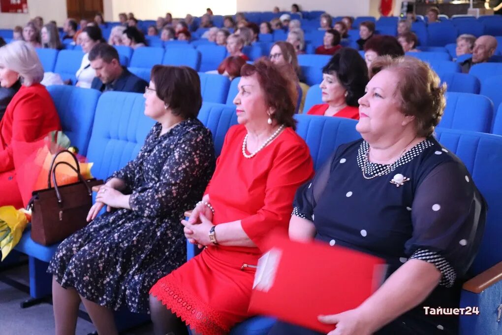 Тайшетский городской сайт. ДК Железнодорожник Тайшет. Районный совет ветеранов Нижнеудинского района. 35 Лет тульскому городскому совету ветеранов 2022. Новохоперский районный совет ветеранов, председатель.