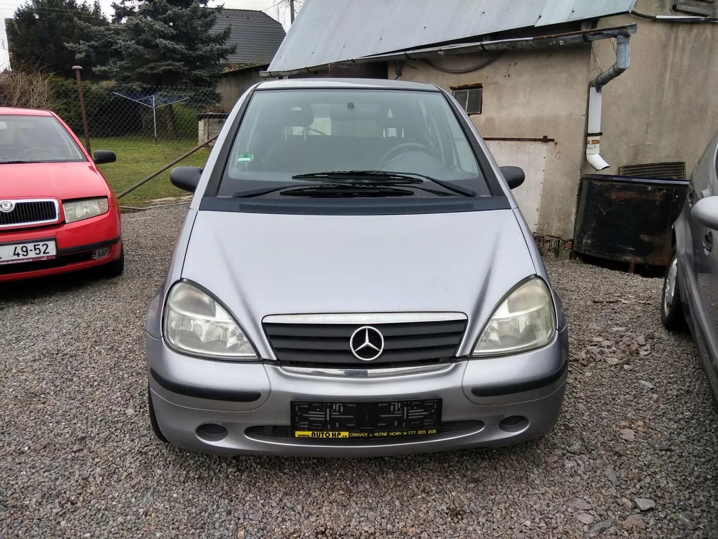 Купить б/у Mercedes-Benz A-Класс I (W168) Рестайлинг 140 1.6 AT (82 л.с.) бензин