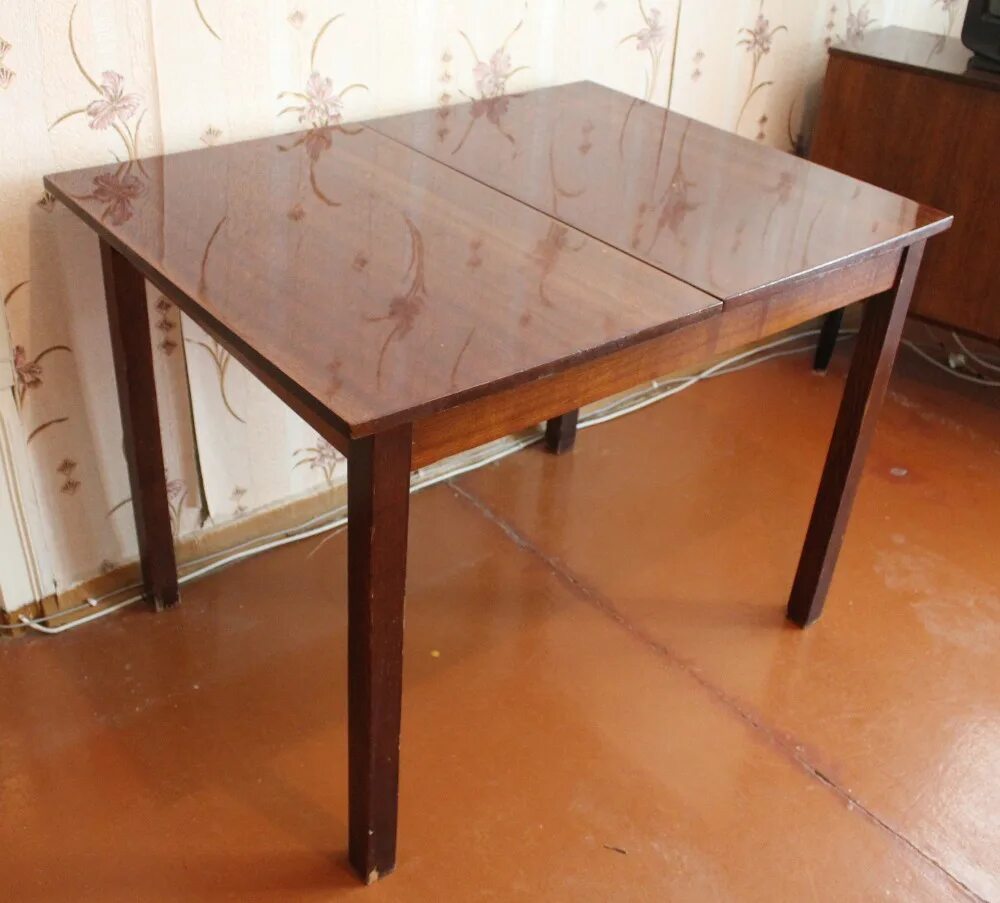 Советский кухонный стол. Стол полированный раскладной. Стол раздвижной полированный. Советский раздвижной стол. Стол раздвижной полированный Советский.