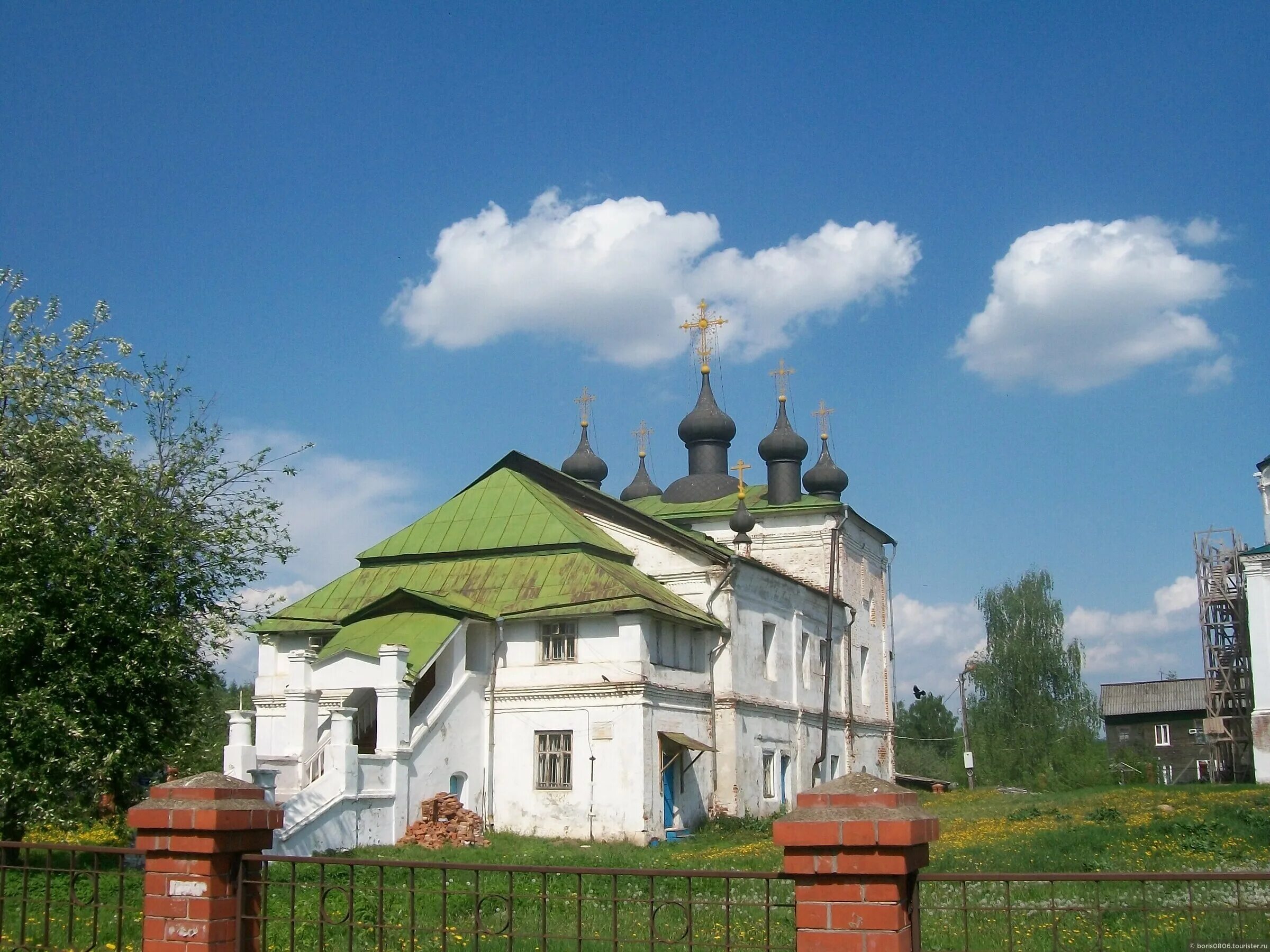 Сайт балахны нижегородской области. Покровский монастырь (Балахна). Г Балахна Нижегородской области. Достопримечательности Балахны Нижегородской области. Балахна набережная.