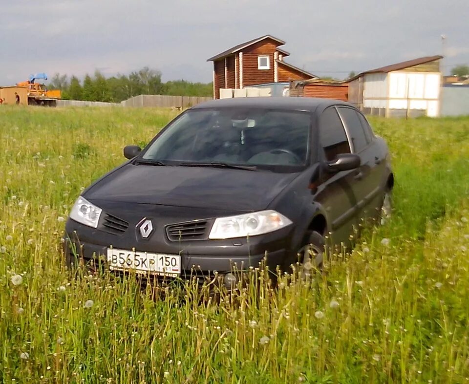 Рено Меган 2 с люком. Рено Меган 2 черный. Рено Меган 2 с люком 2004 года. Машина Рено Меган 2005г 150000.