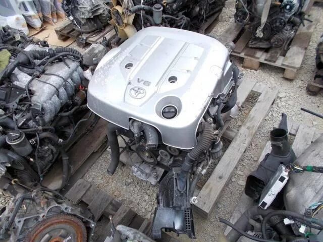 Двигатель toyota 1uz-fe. Двигатель 2. Двс тойота краун. Двс тойота краун. Защита двигателя краун 171 1jz gte.