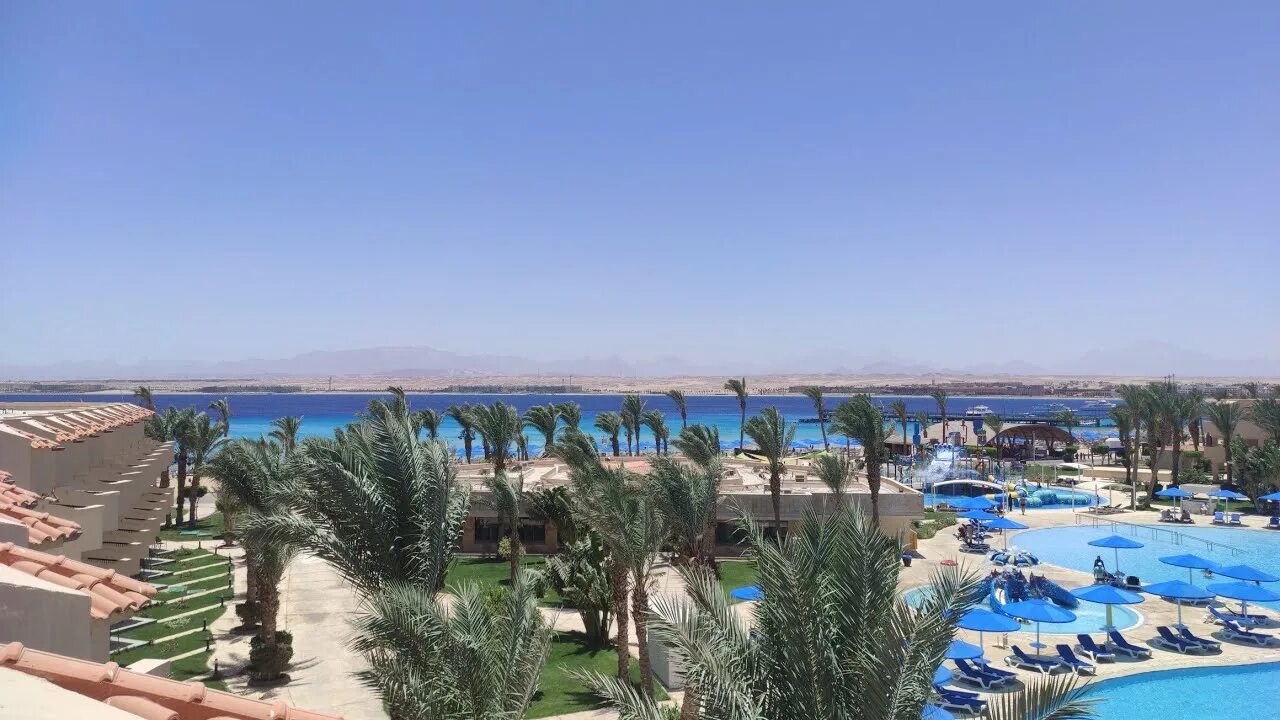 Тур пирамиса сахл хашиш хургада банк туров. Pyramisa Beach Resort Sahl Hasheesh 5 Египет Хургада. Дессоле Пирамиса Саль Хашиш Хургада 2022. Pyramisa Beach Resort Sahl Hasheesh 5 территория. Tropitel Sahl Hasheesh 5 Египет Хургада.