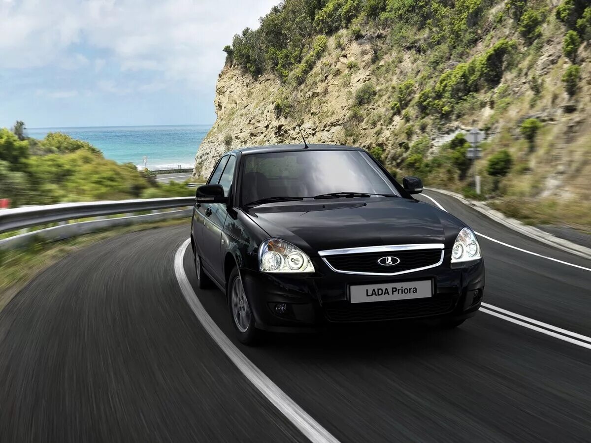 Ваз (lada) 2170 priora. Какая приора быстрее. Приора 2 хэтчбек белая. Какая приора быстрее. Н435ар159 приора.