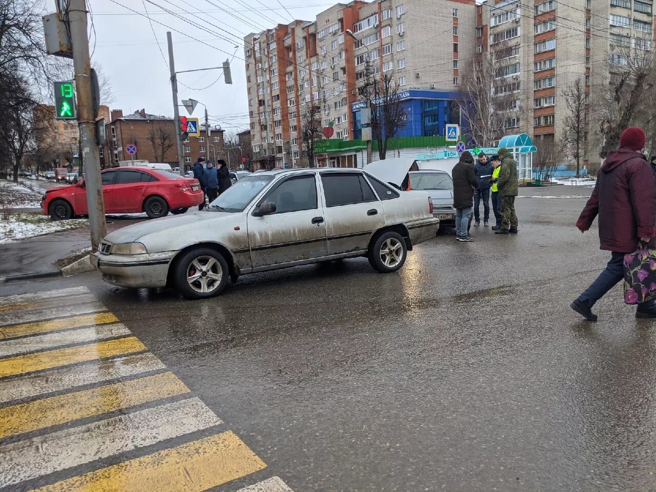 Происшествие в центре. Новости Тулы происшествия. Авария в Смоленске сегодня на Фрунзе.