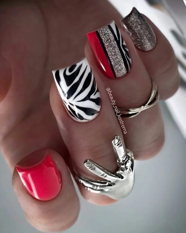 Pin by Rhiannon Jones on Nails Cheetah nail designs, Zebra print nails, Zebra na