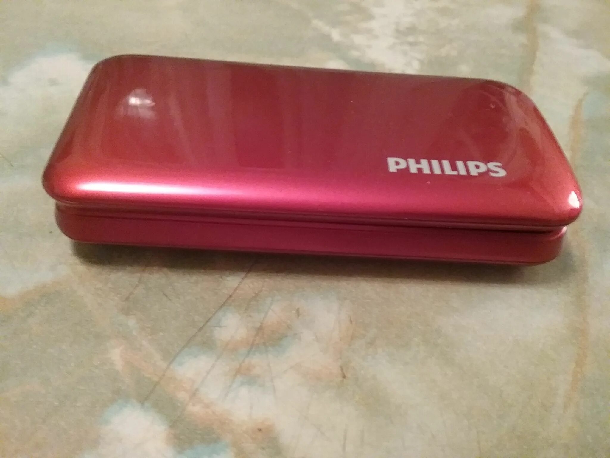 Philips Xenium e255. Philips Xenium e255 Red. Philips Xenium e255 (красный). Телефон Philips Xenium e255. Телефон xenium e2601