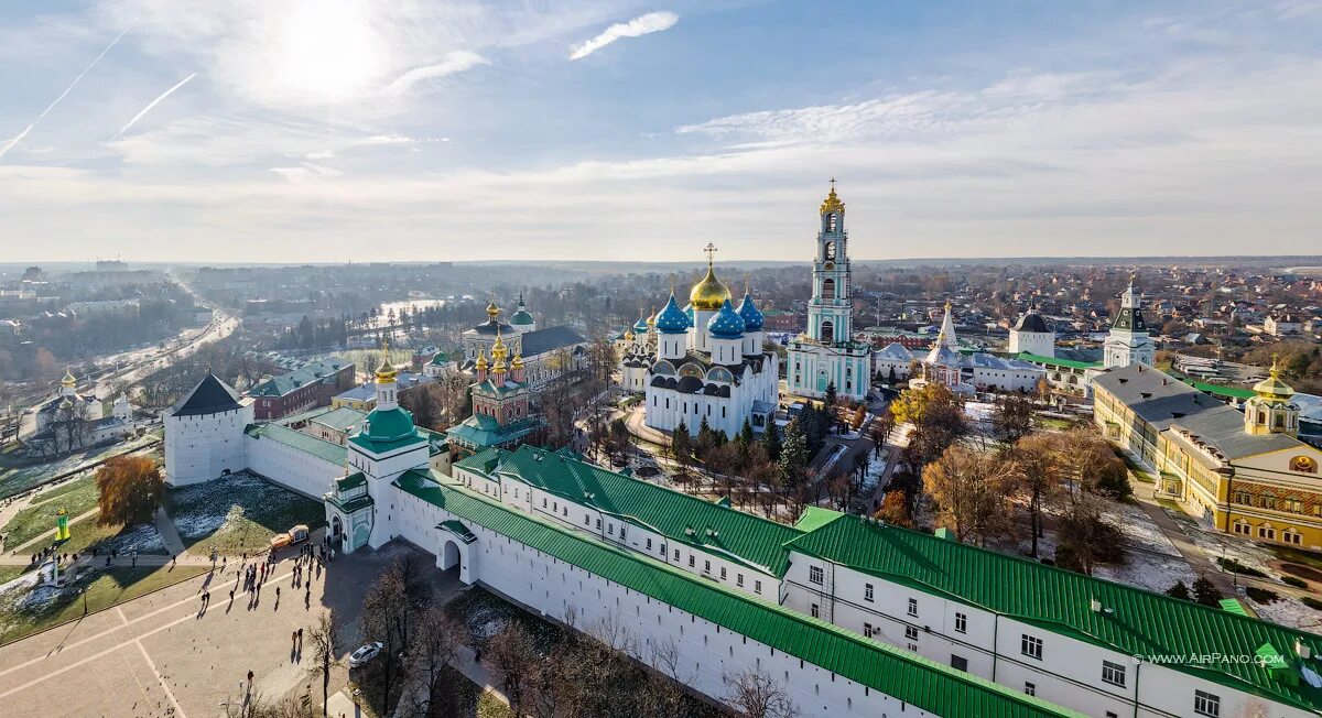 Сергиев посад площадь города. Соборная площадь троице сергиевой лавры. Торговые ряды на красногорской площади сергиев посад. Советская площадь сергиев посад. Советская площадь сергиев посад.
