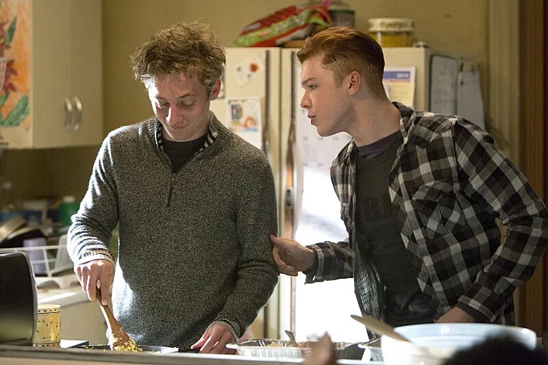 Габриэль уолш бесстыжие. Митч бесстыжие. Почему в бесстыжих. Почему в бесстыжих. Галлагер.