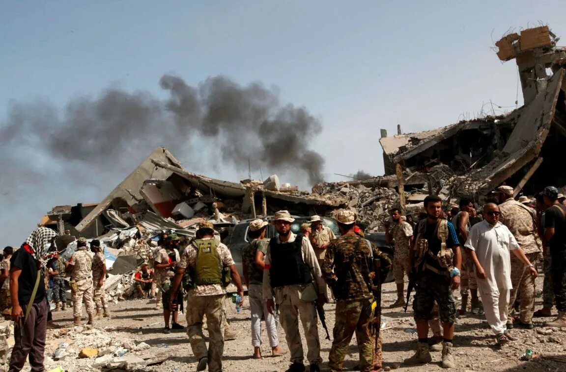 Нападение на ливию. Ливия 2001. Бомбардировки Ливии НАТО 2011.