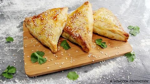 Самса из слоеного теста с картошкой