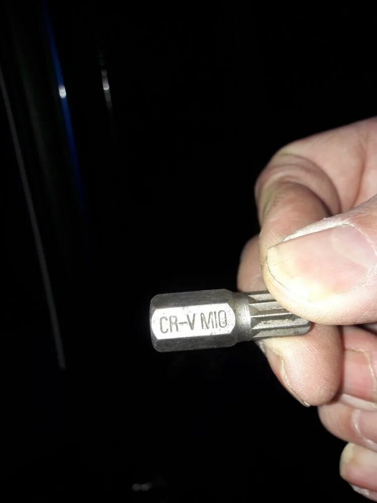 каким ключом открутить сливную. каким ключом открутить сливную. пробка двигателя сливная фиат. ключ сливной пробки масла ваз 2107. каким ключом открутить сливную.