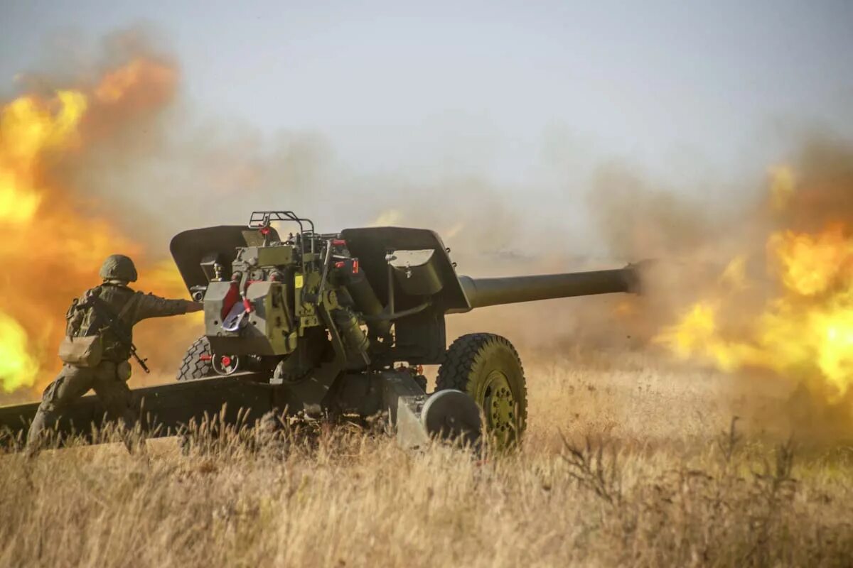 Сау нона 2с9. Спб военно исторический музей артиллерии. Альтелерия. Самоходка нона. Самоходные пушки 2с7м "малка".