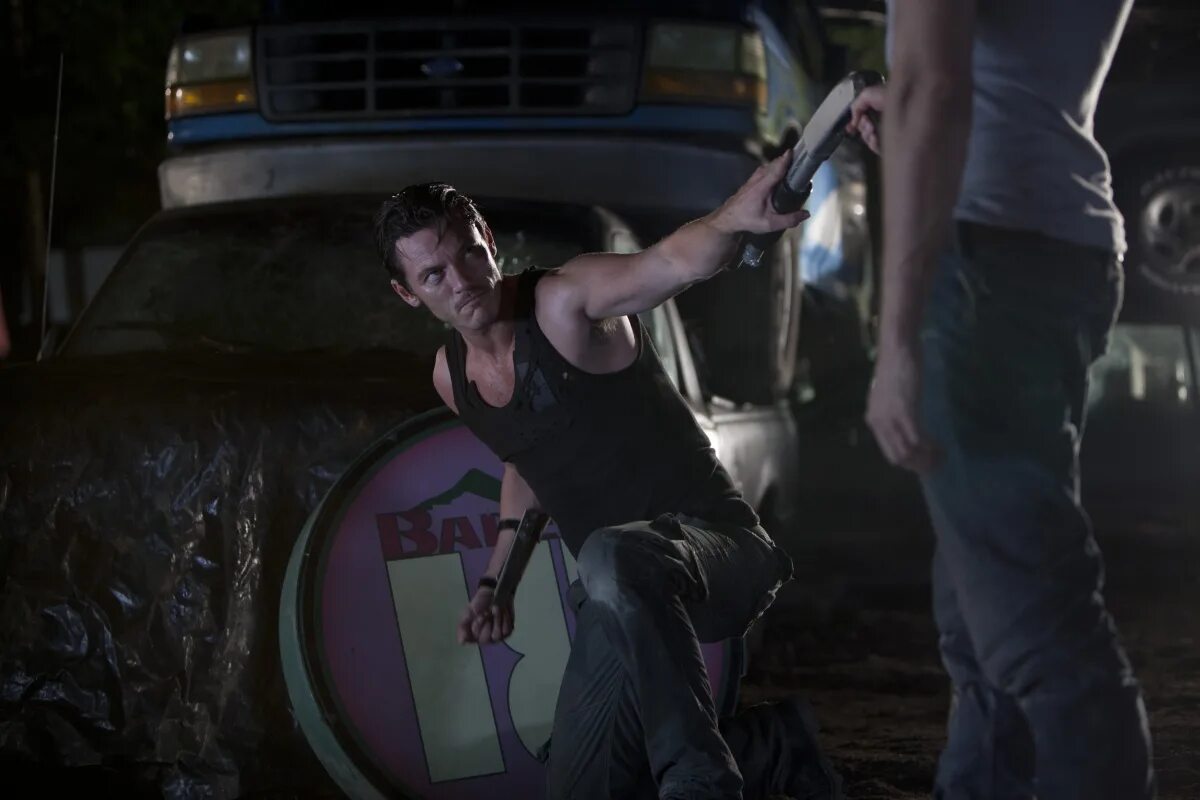 Никто не выжил трейлер. Никто не выжил / no one lives (2013). Никто не выжил фильм 2012. Никто не выжил фильм 2021. Никто не выжил hd(триллер ужасы)2012.