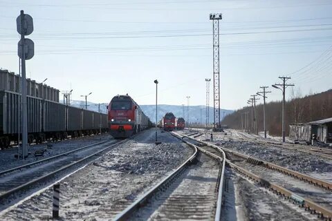 Поезд остановился на разъезде