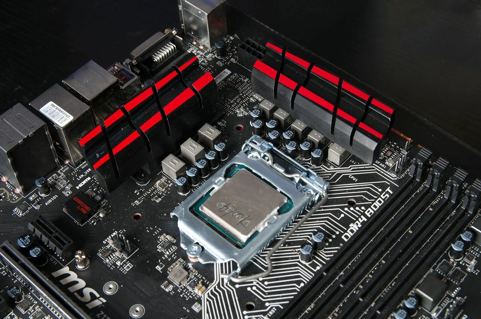 Материнская плата для i5 12400f. I9 10900k. 1 характеристики. H410 motherboard m-atx. Ryzen 5 7500f на какую материнку.