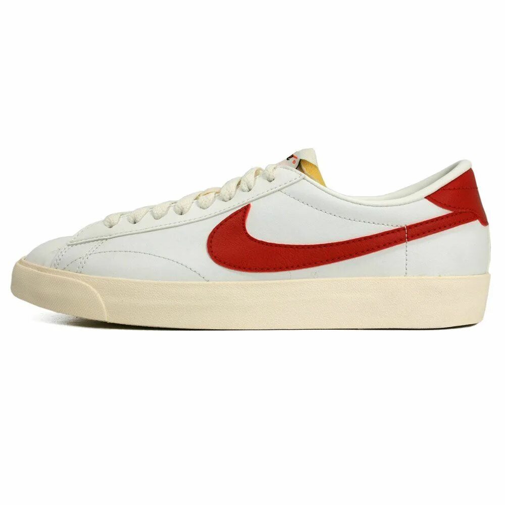 Кеды Nike Retro. Кеды найк теннис Классик White Red. Nike Mens Tennis Classic белые.