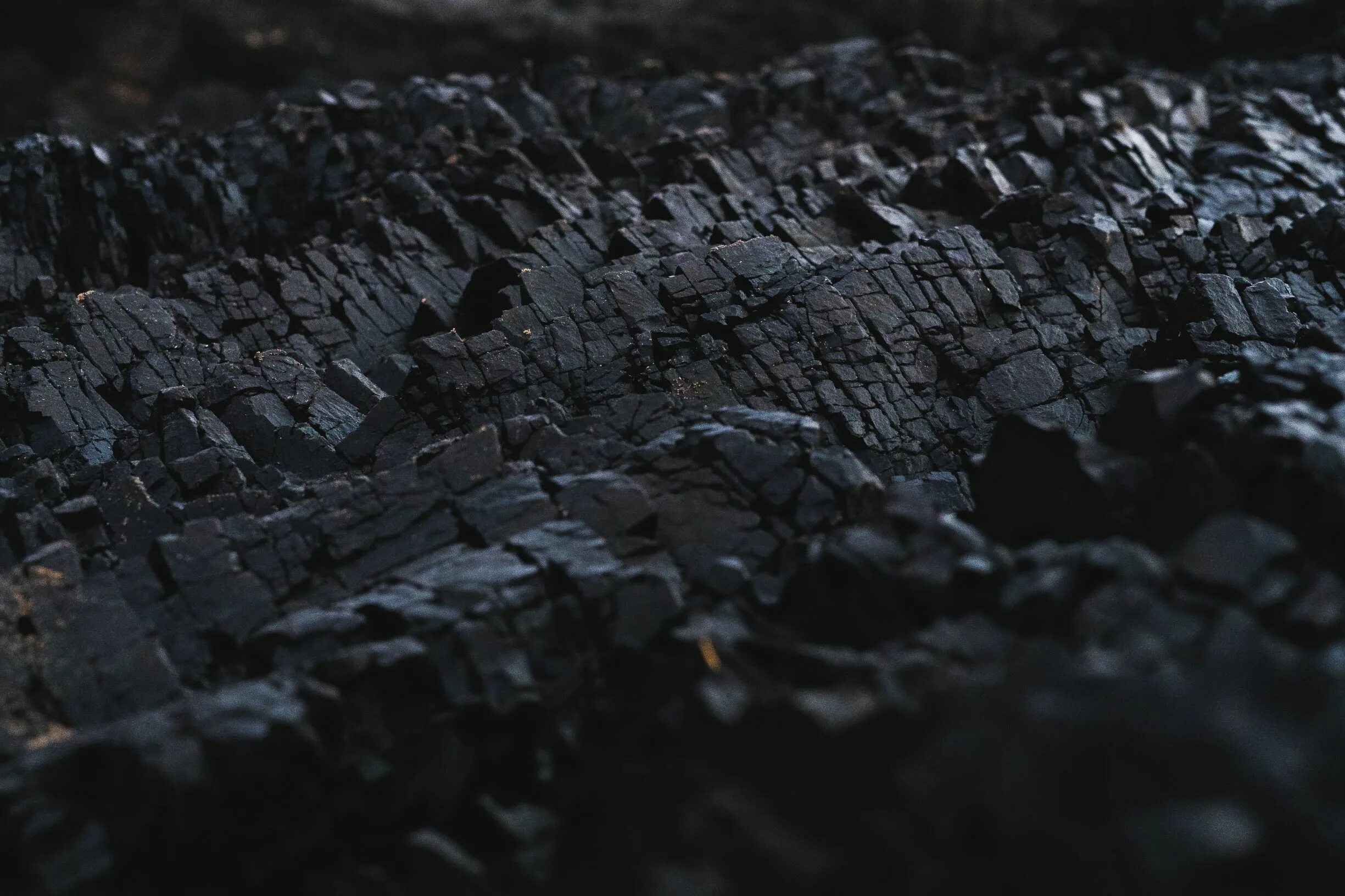 Фактура угля. Каменный уголь текстура. Черный уголь. Уголь фон. Уголь в озерах