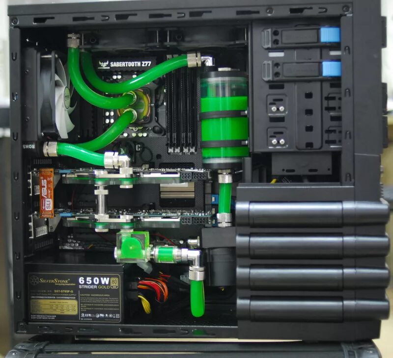 Обслуживаемая сжо. Hyperpc watercooling 120. Обслуживаемая сжо. Кастомная система охлаждения пк. Термалтейк кор в1.