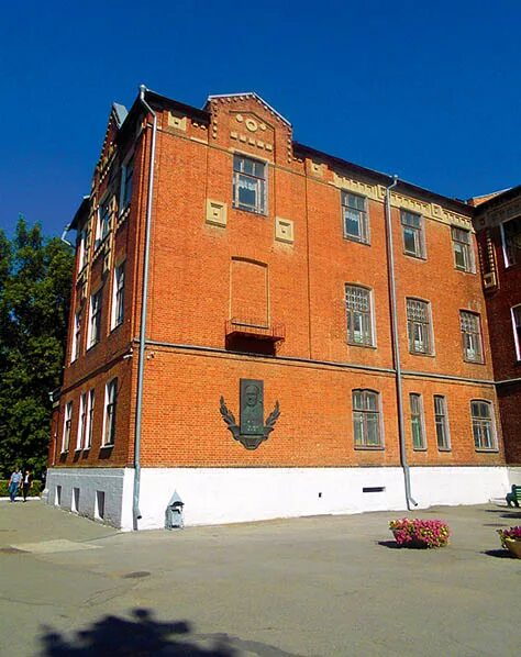 Поселок красный сад. Готовые коттеджи на персиановской новочеркасск. Общежитие донгау персиановка. Персиановка университет донгау. Персиановский поселок ростовская.