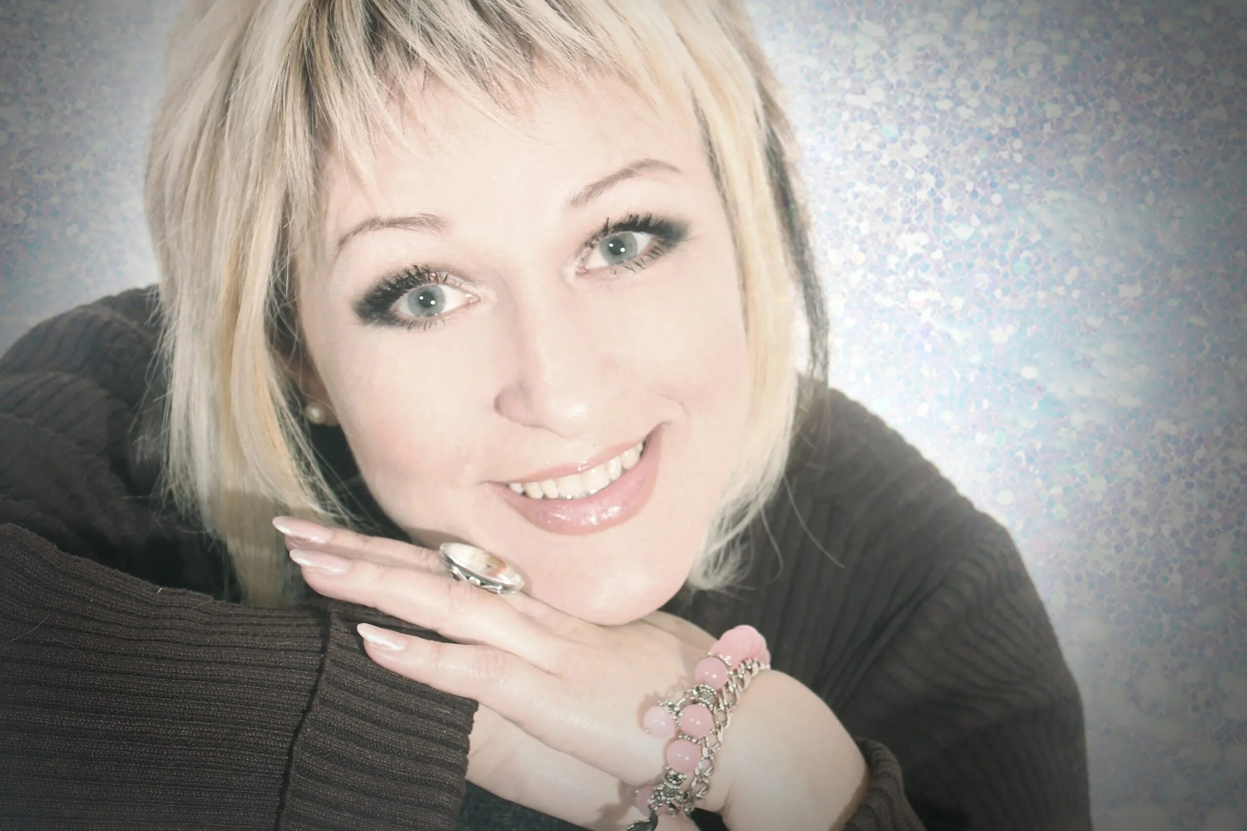 Толь дам. Женщины за 50 тольятти. Женщины тольятти с номером. Девушки тольятти. Толь дам.