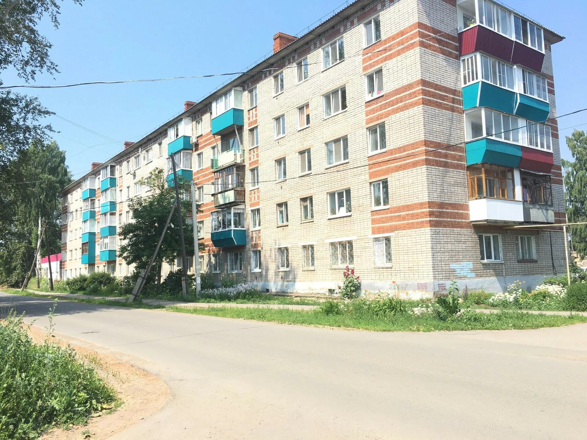 Лесная 1 сарапул купить квартиру. Гагарина 37 сарапул. Гагарина 41 сарапул. 2 квартиры сарапул. Песьянка сарапул район.