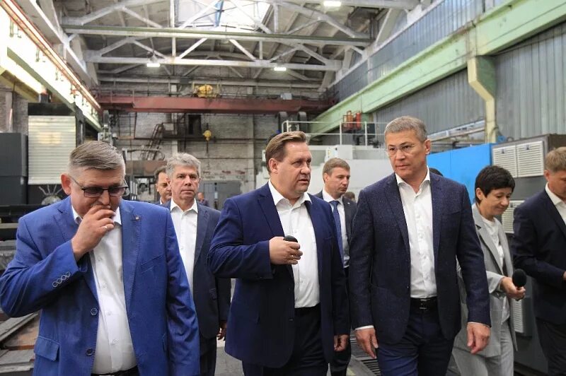 Вакансии на ленинском заводе