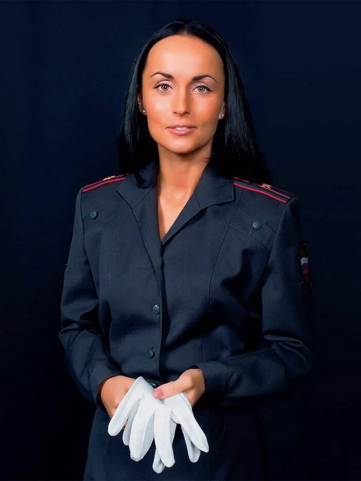 Красивая, смелая, мать двоих: что нужно знать о красавице-генерале МВД Ирине Вол