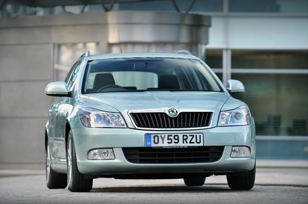 Skoda Octavia 2009. Skoda Octavia 2009 седан.