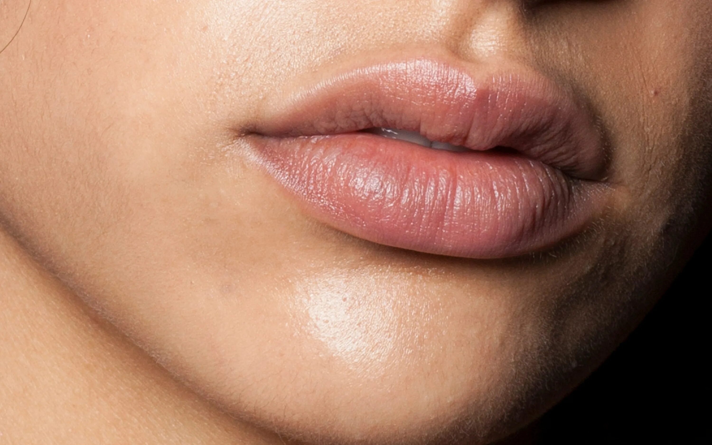 Красивые губы. Женские губы. Губы Естественные. Картинки губ. Изгиб губ