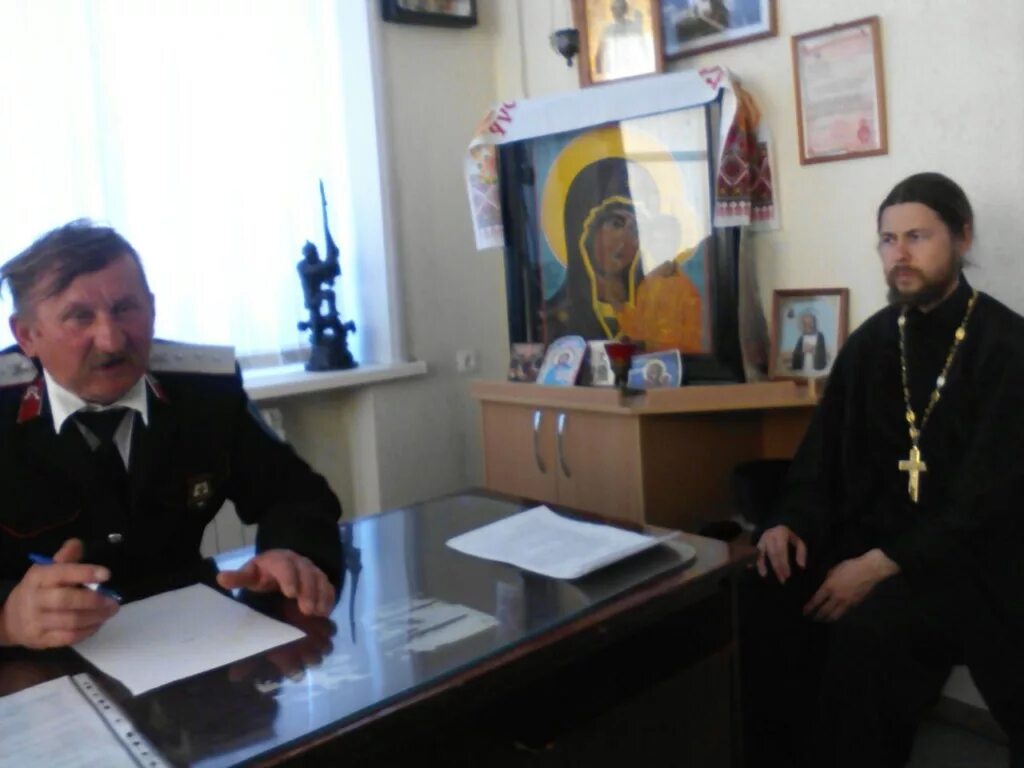 Отец дмитрий смирнов. Маоу сош н 11 ст новоплатнировская все классы фото. Протоиерей александр жолобов. Протоиерей димитрий (дмитриев). Сергей шастин священник модернист.