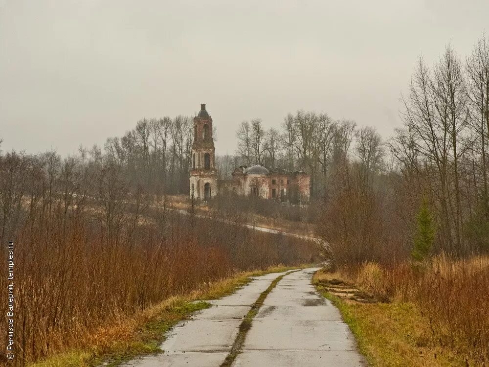 Т д покров. Покров Любимский район Ярославская область. Село Покров Любимский район. Деревня Покров Ярославская область Любимский район. Спасо Геннадиев Любимский монастырь.